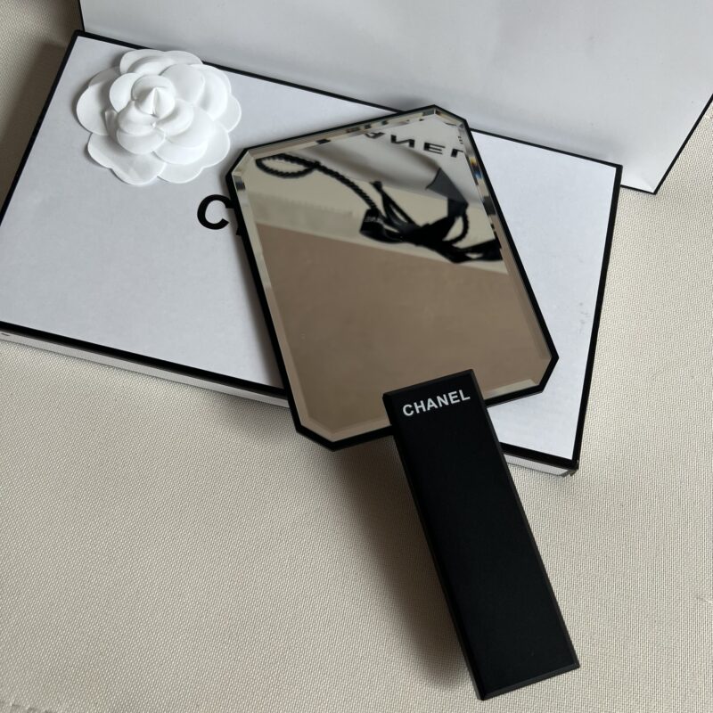 Chanel Handheld Mirror framesnthingsph